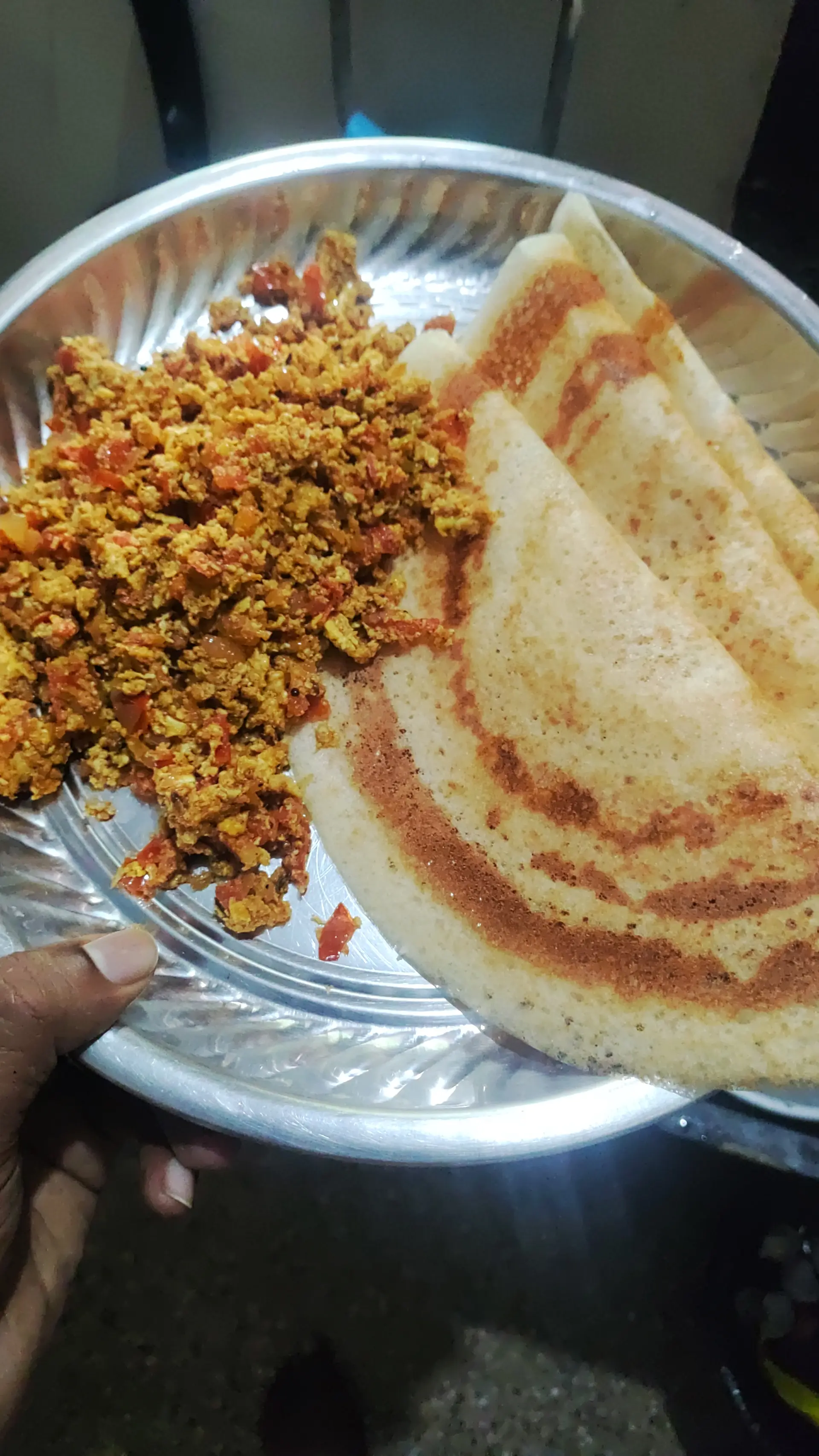 A cook's photo of Muttai Thakkali
