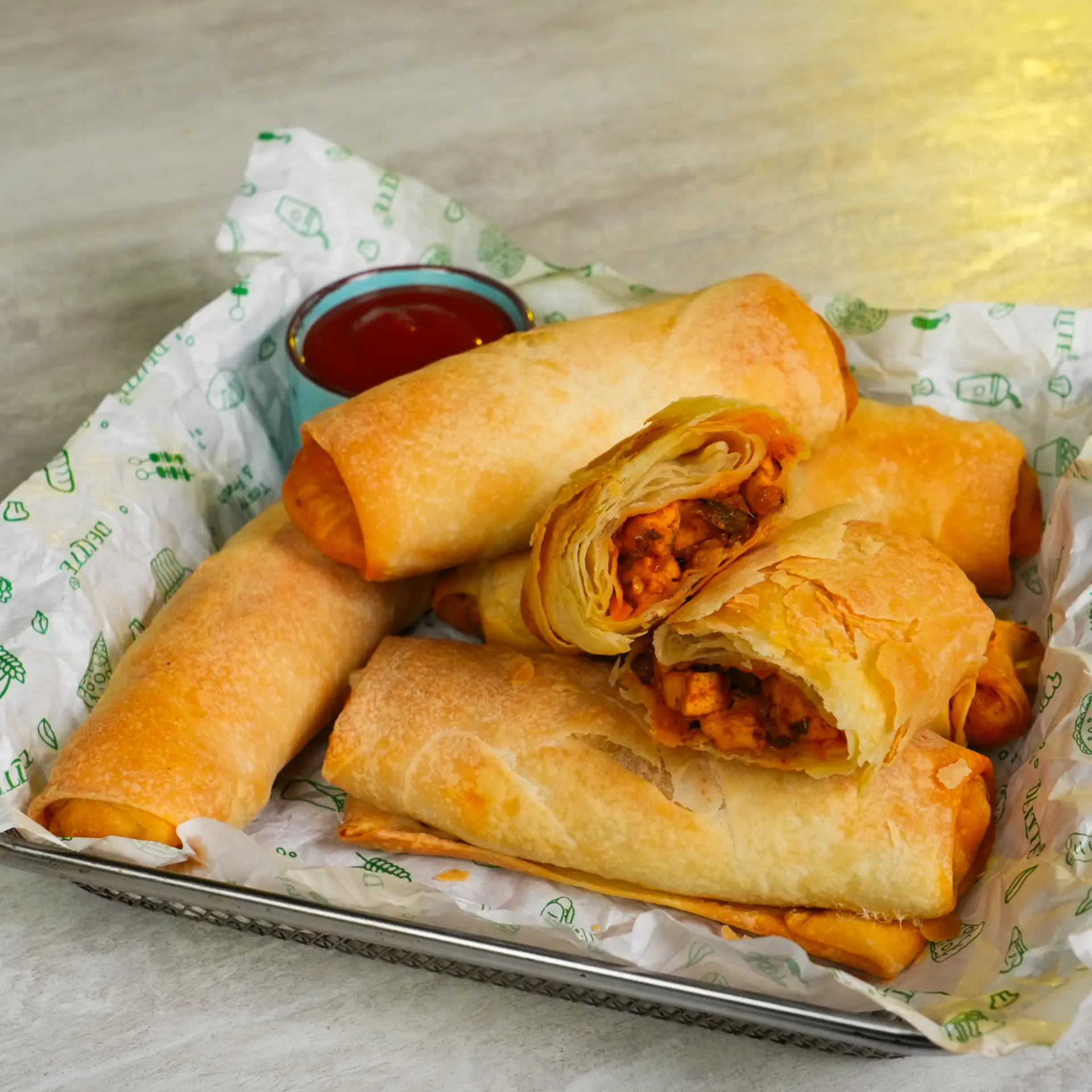 Easy Paneer Puff Roll