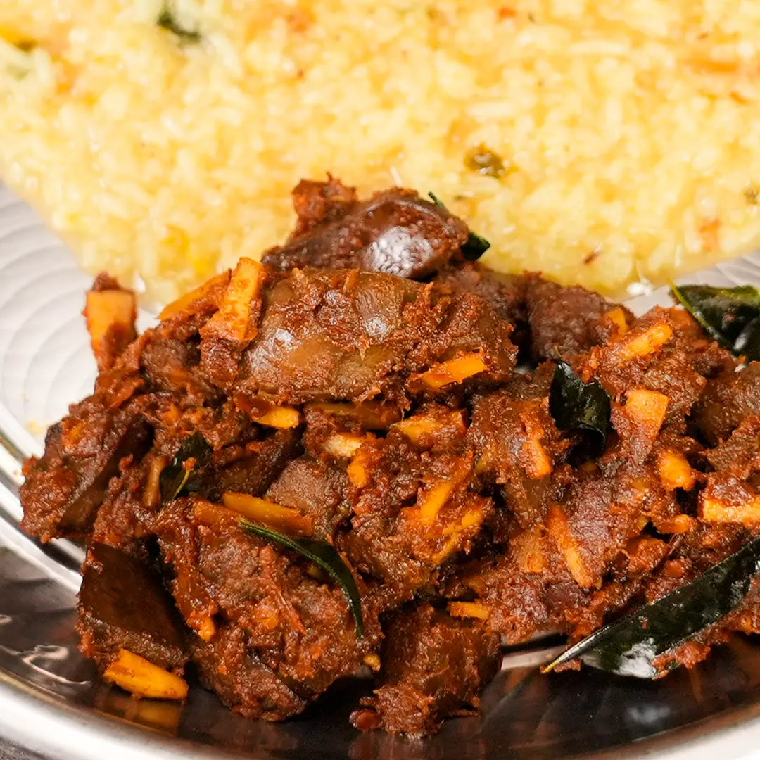Eeral Pallu Varuval