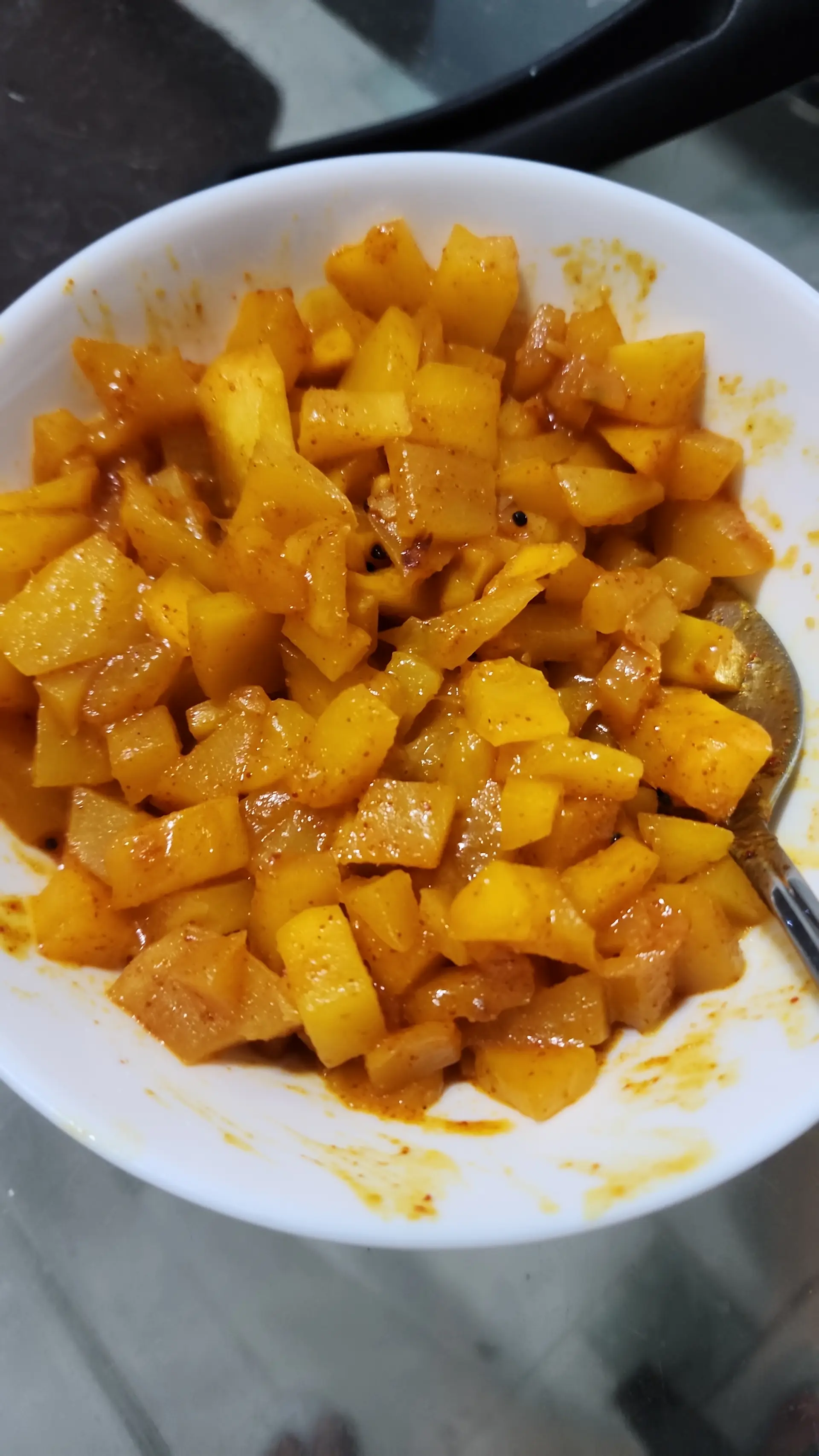 A cook's photo of இன்ஸ்டன்ட் மாங்காய் ஊறுகாய்