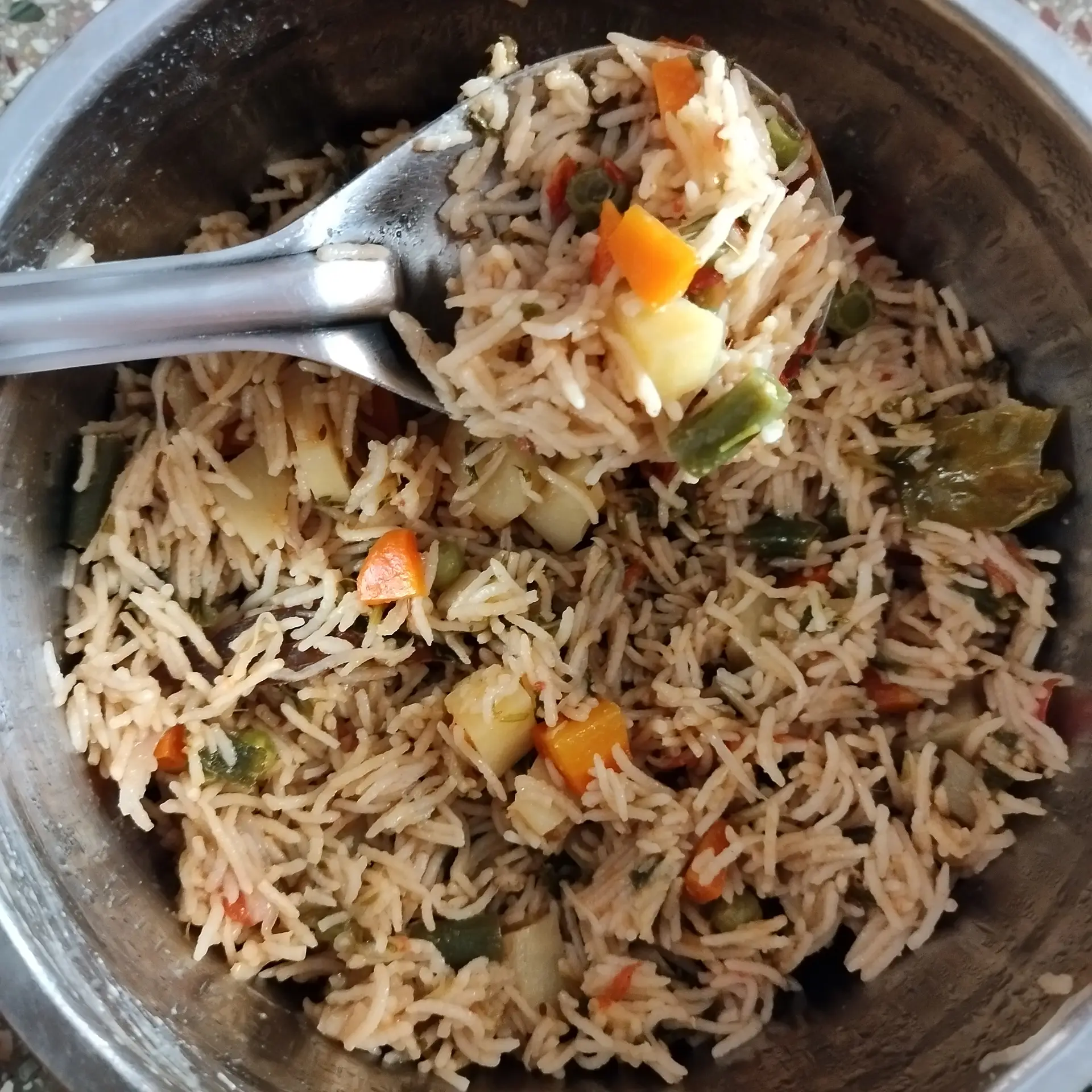 A cook's photo of Cooker Vegetable Pulao