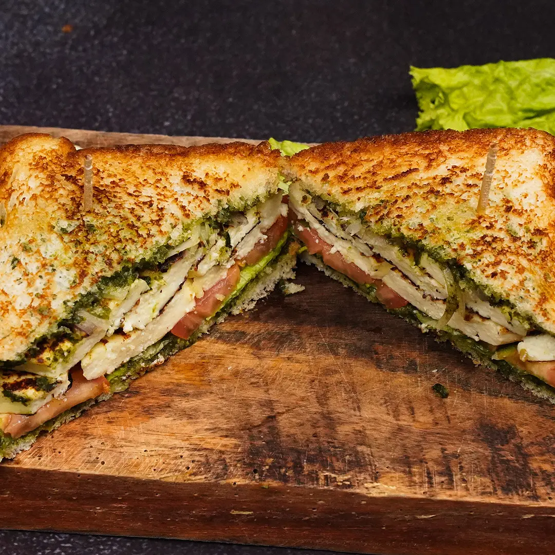 Paneer Lettuce Tomato