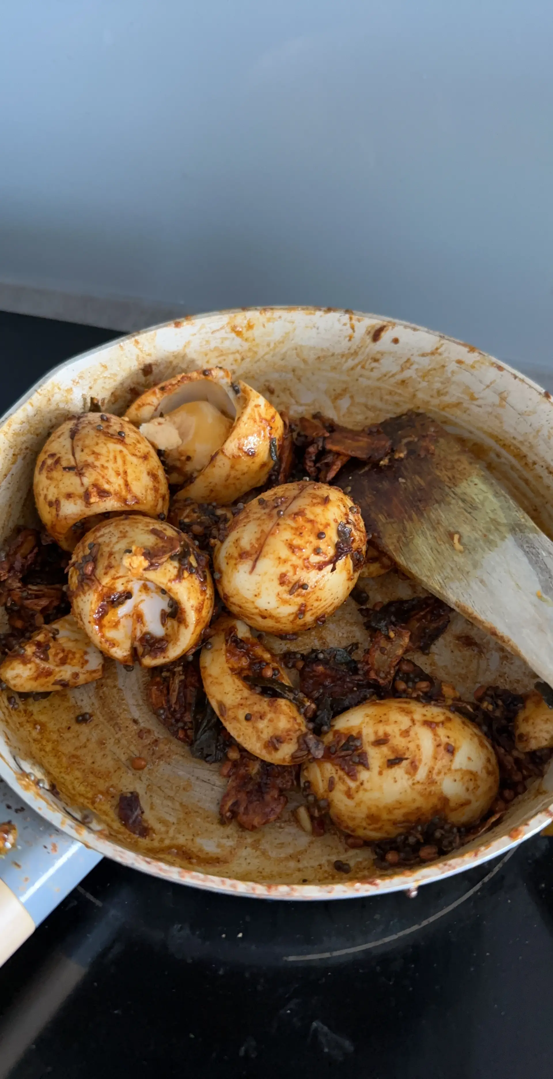 A cook's photo of Egg Karam