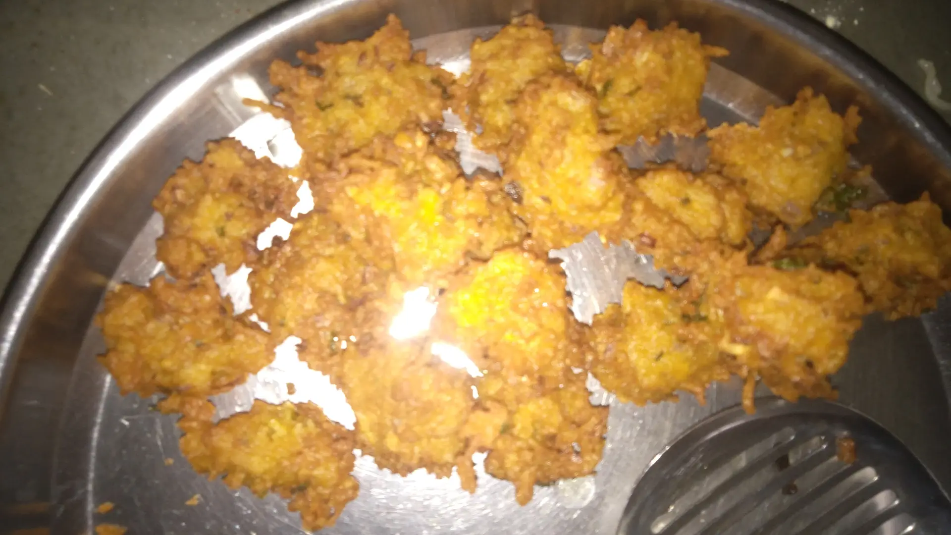 A cook's photo of Maggie Pakoda