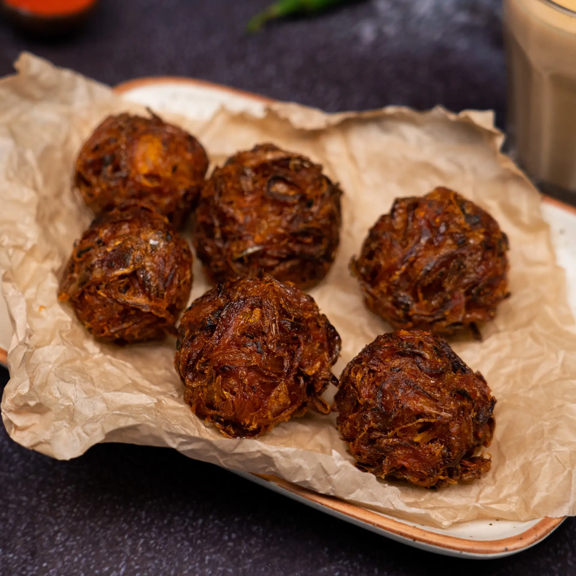Tea Kadai Onion Bonda