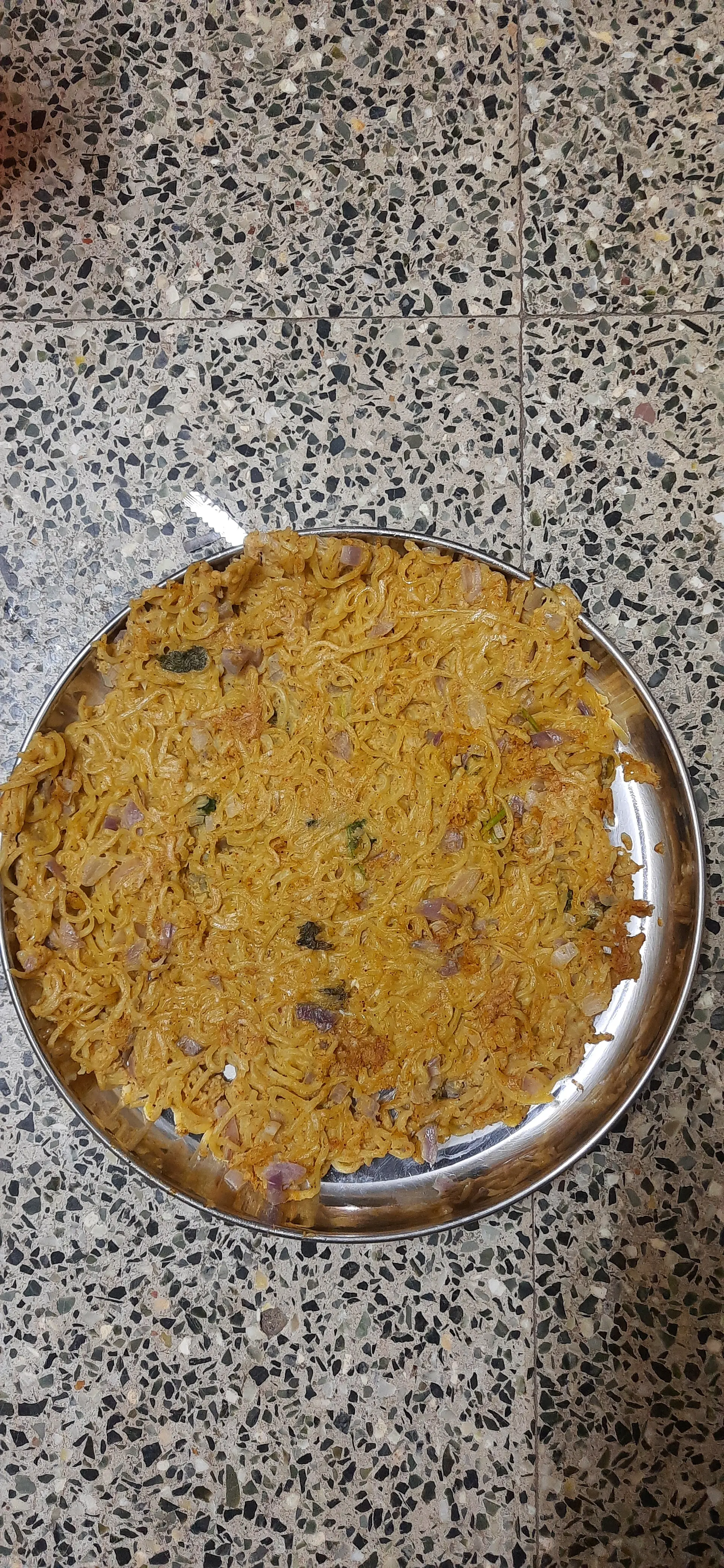 A cook's photo of Noodles Omelette