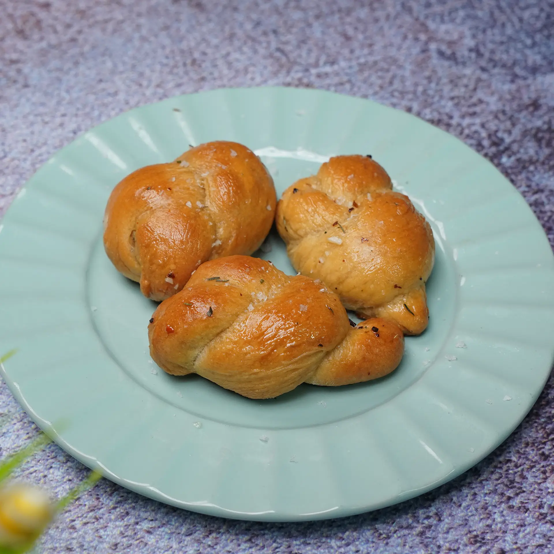 Garlic Knots