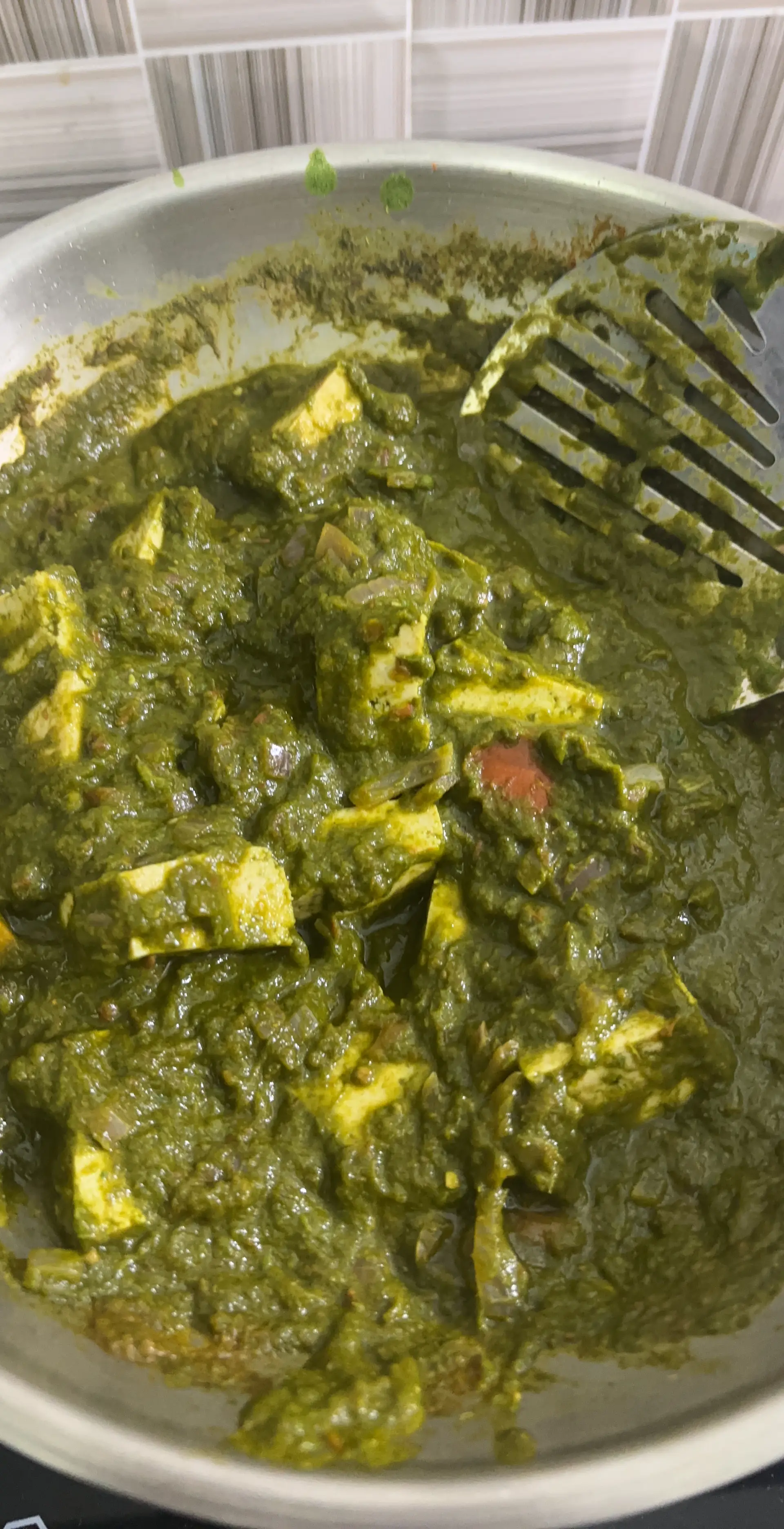 A cook's photo of Lasuni Palak Paneer