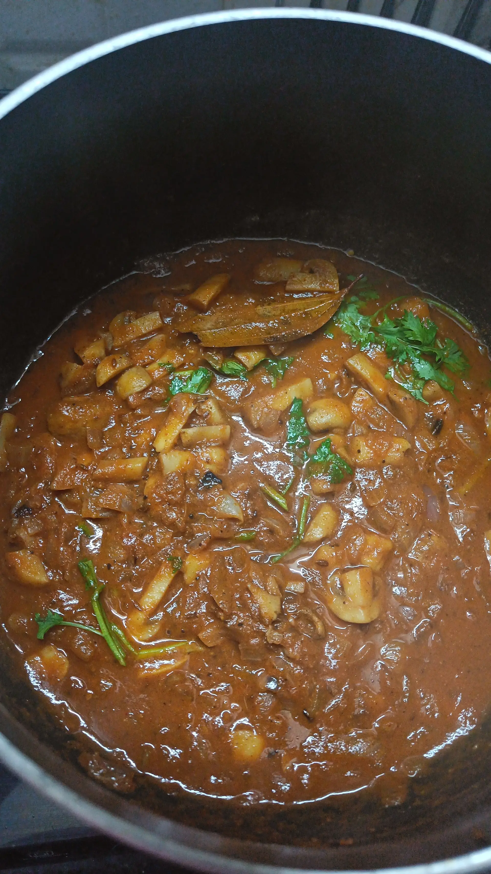 A cook's photo of Mushroom Masala