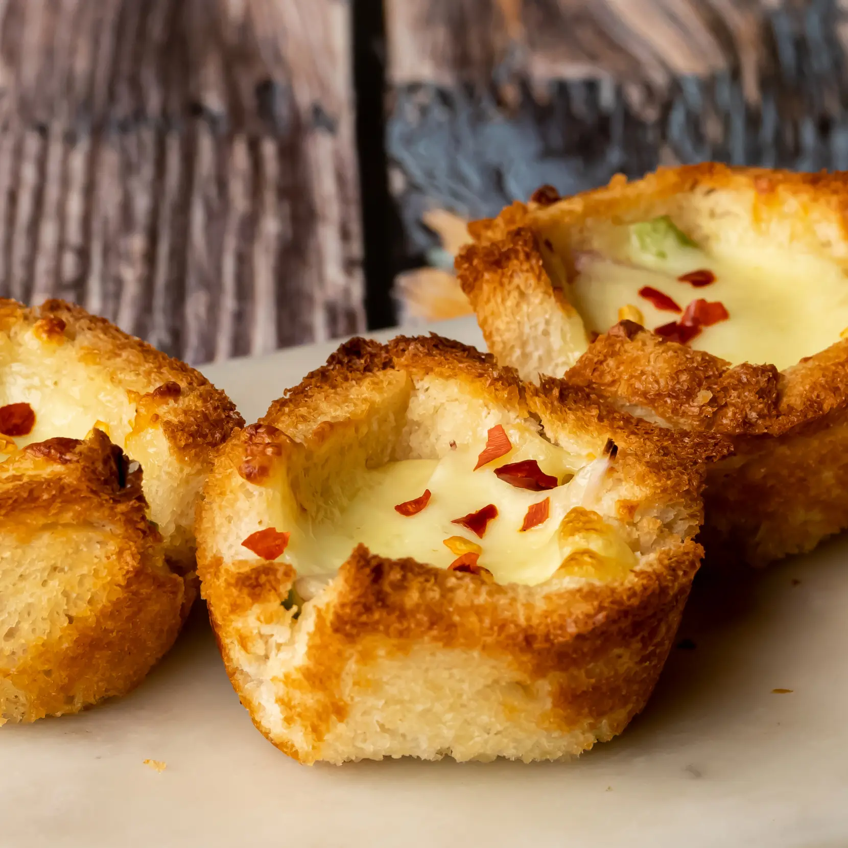 Bread Pizza Cups