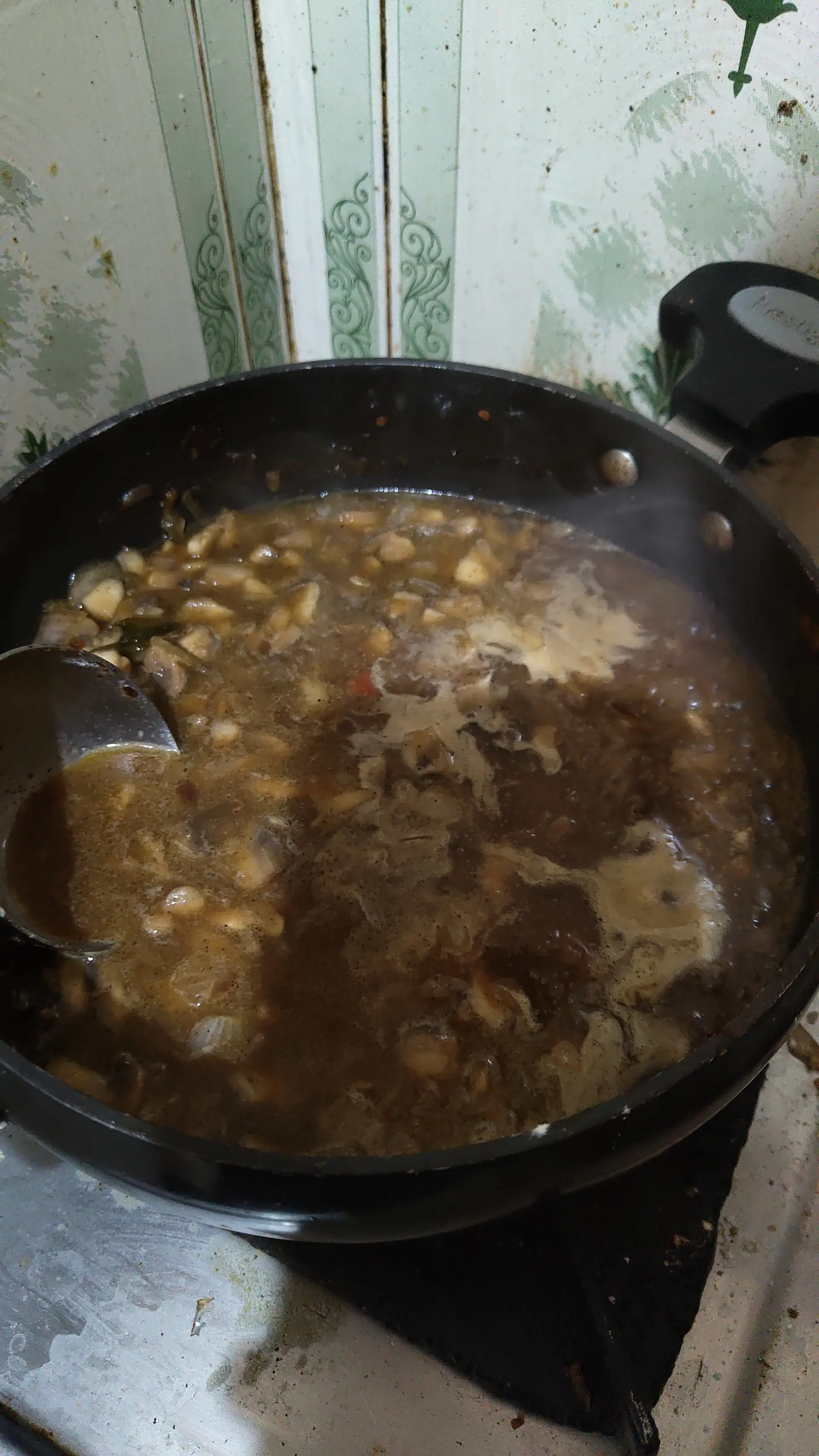 A cook's photo of Roadstyle Muhsroom Soup