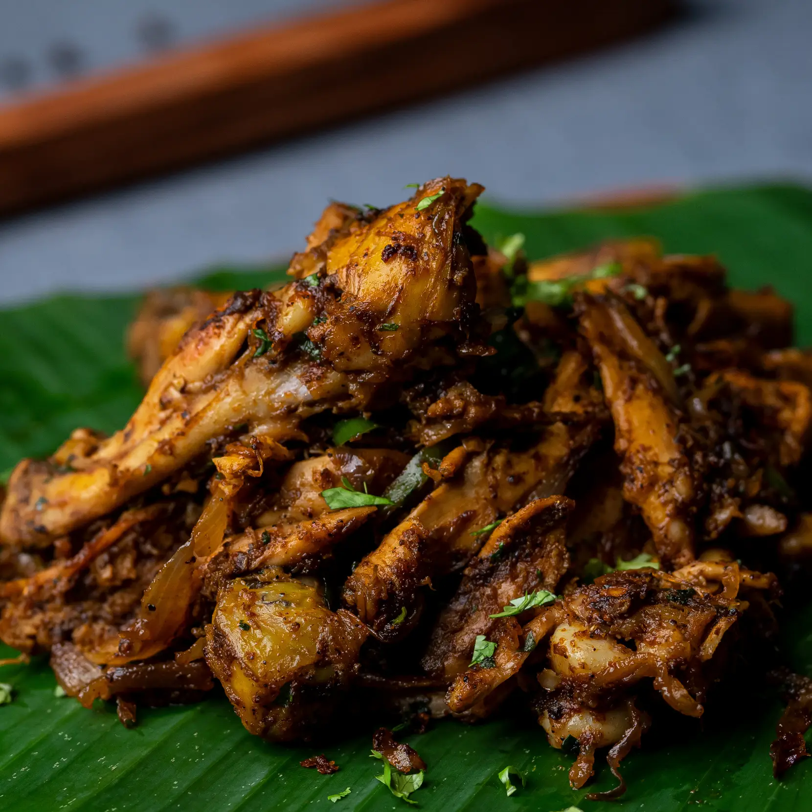 Idicha Kozhi Varuval