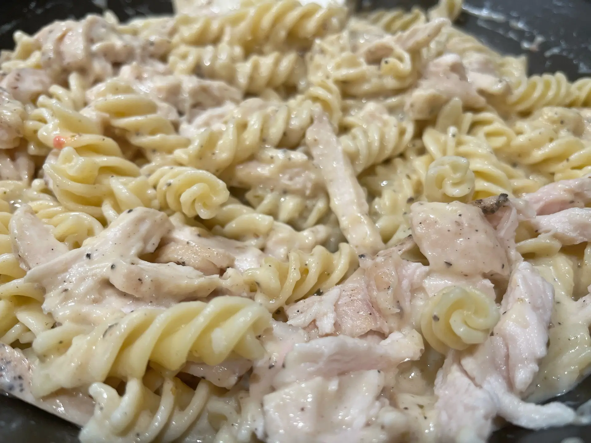 A cook's photo of White Sauce Chicken Pasta