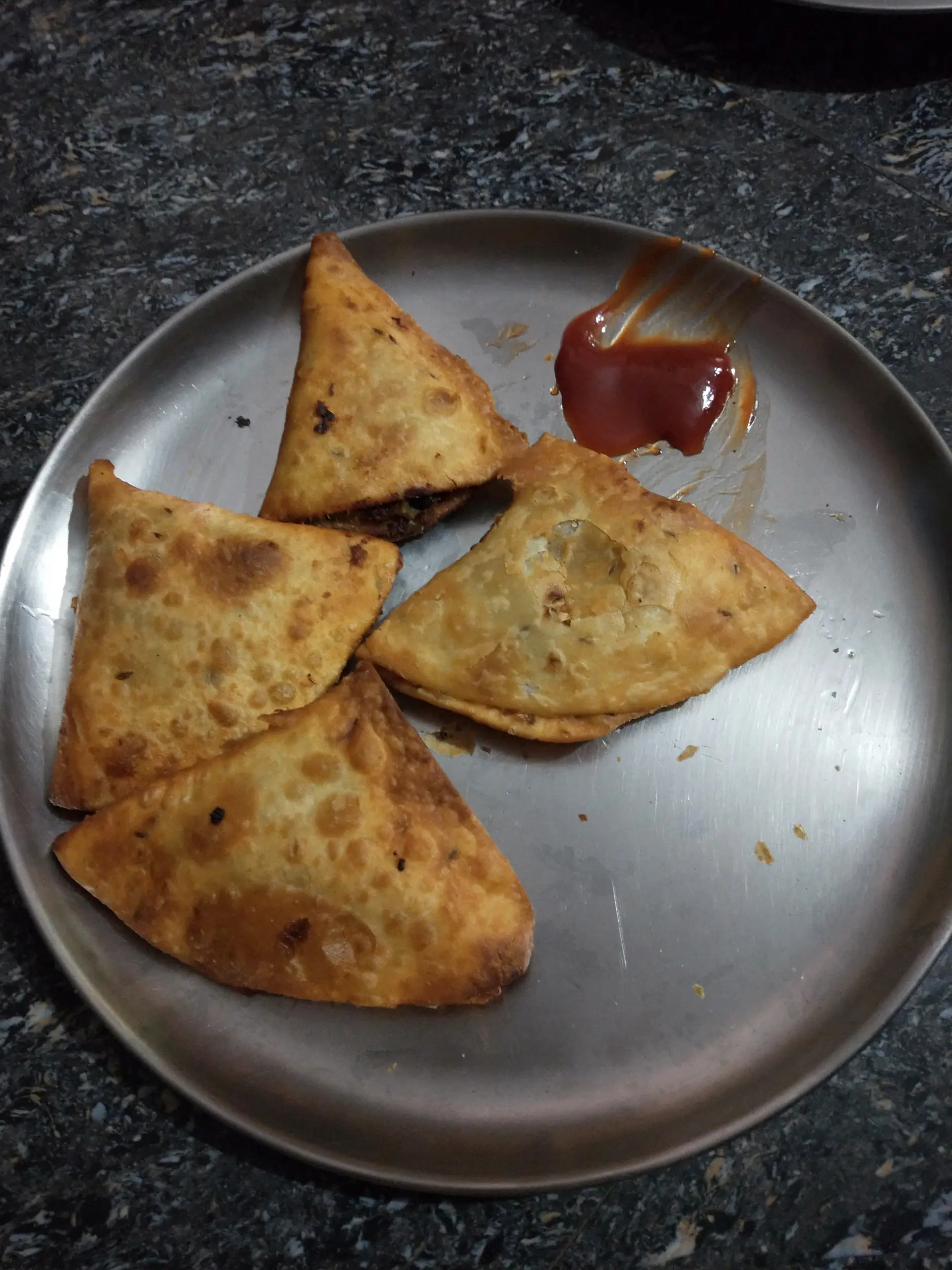 A cook's photo of Punjabi Samosa