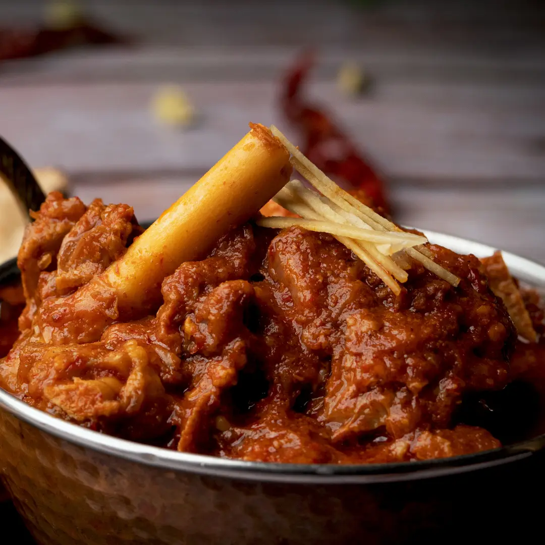 Laal Maas