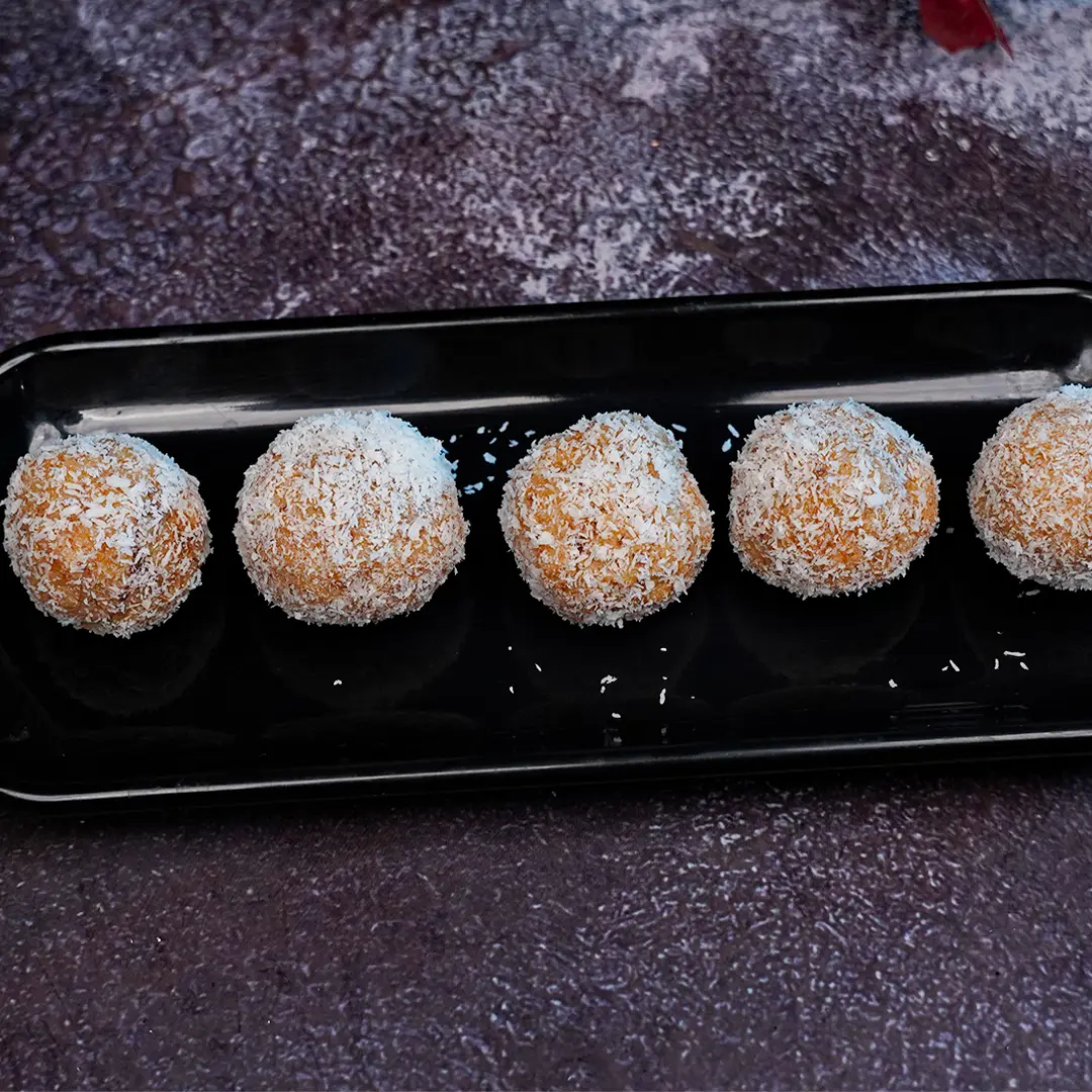 Coconut Chocolate Ladoo