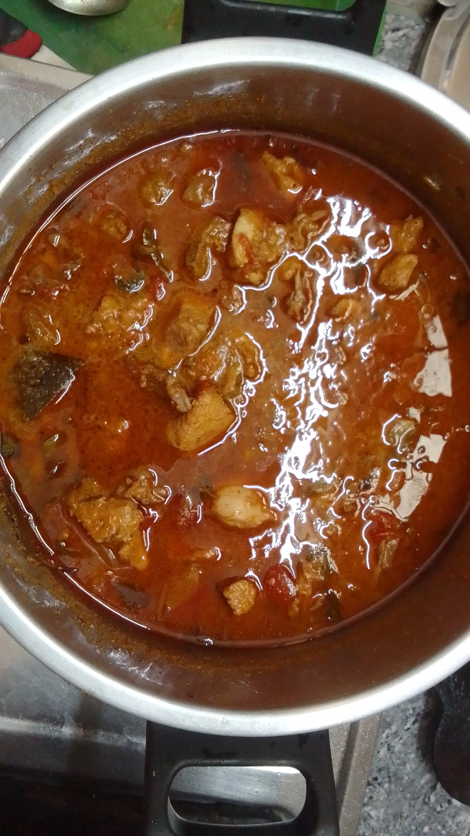 A cook's photo of Varuthuaracha Chicken Curry
