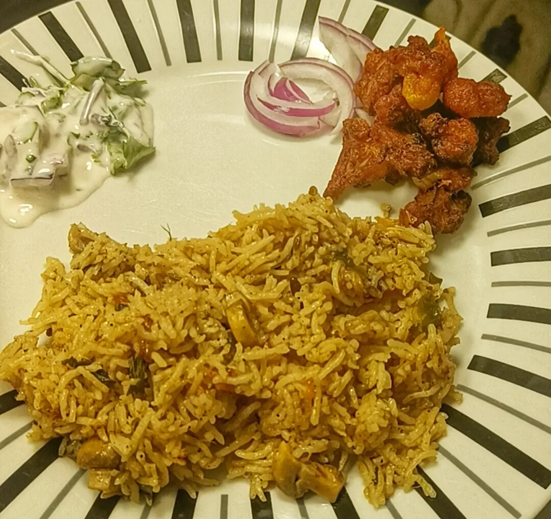 A cook's photo of Mushroom Biryani