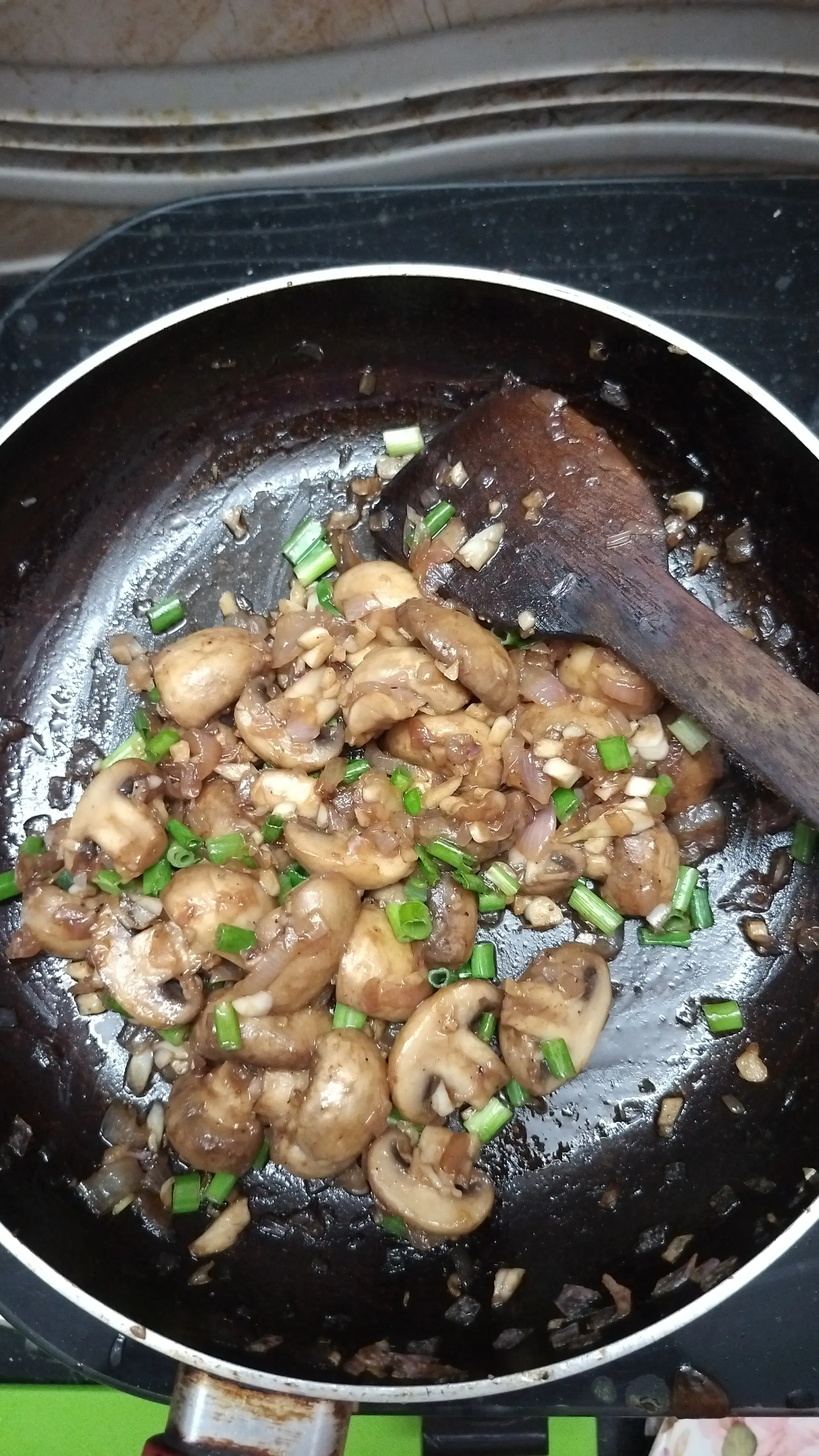 A cook's photo of Garlic Mushroom