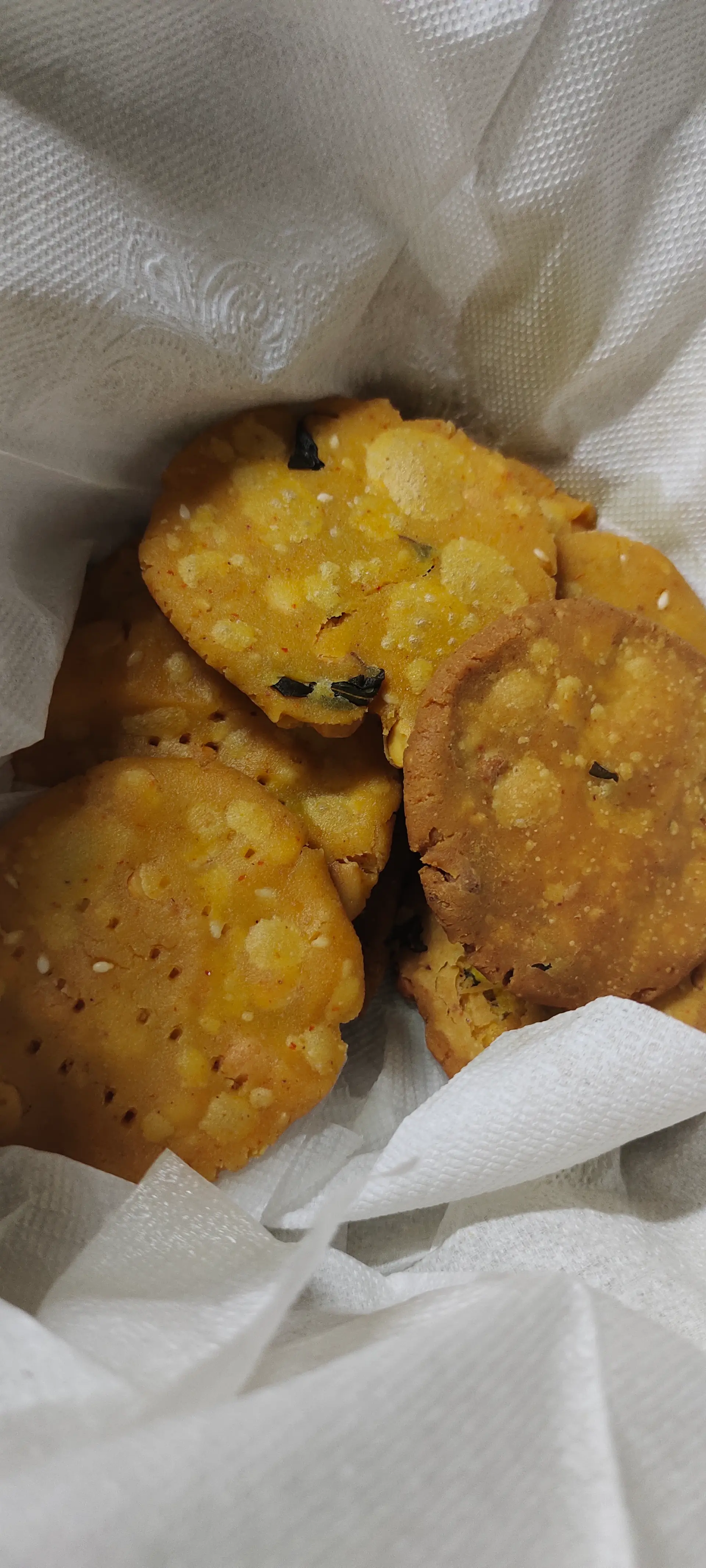 A cook's photo of Thattai