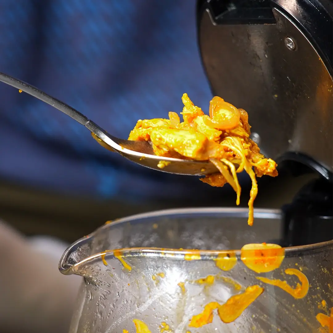 Kettle Picha Potha Chicken Varuval
