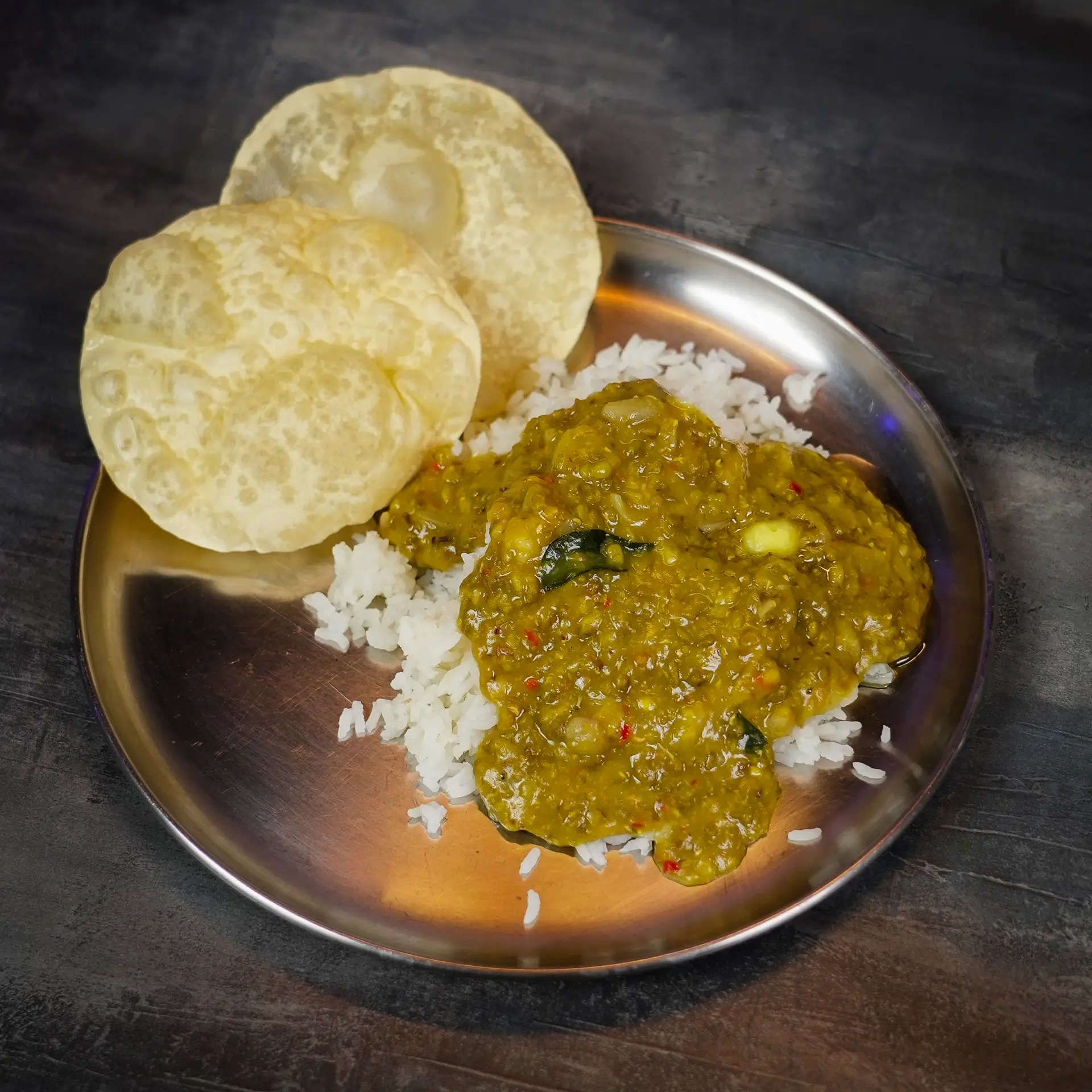 Pachai Payiru Kulambu