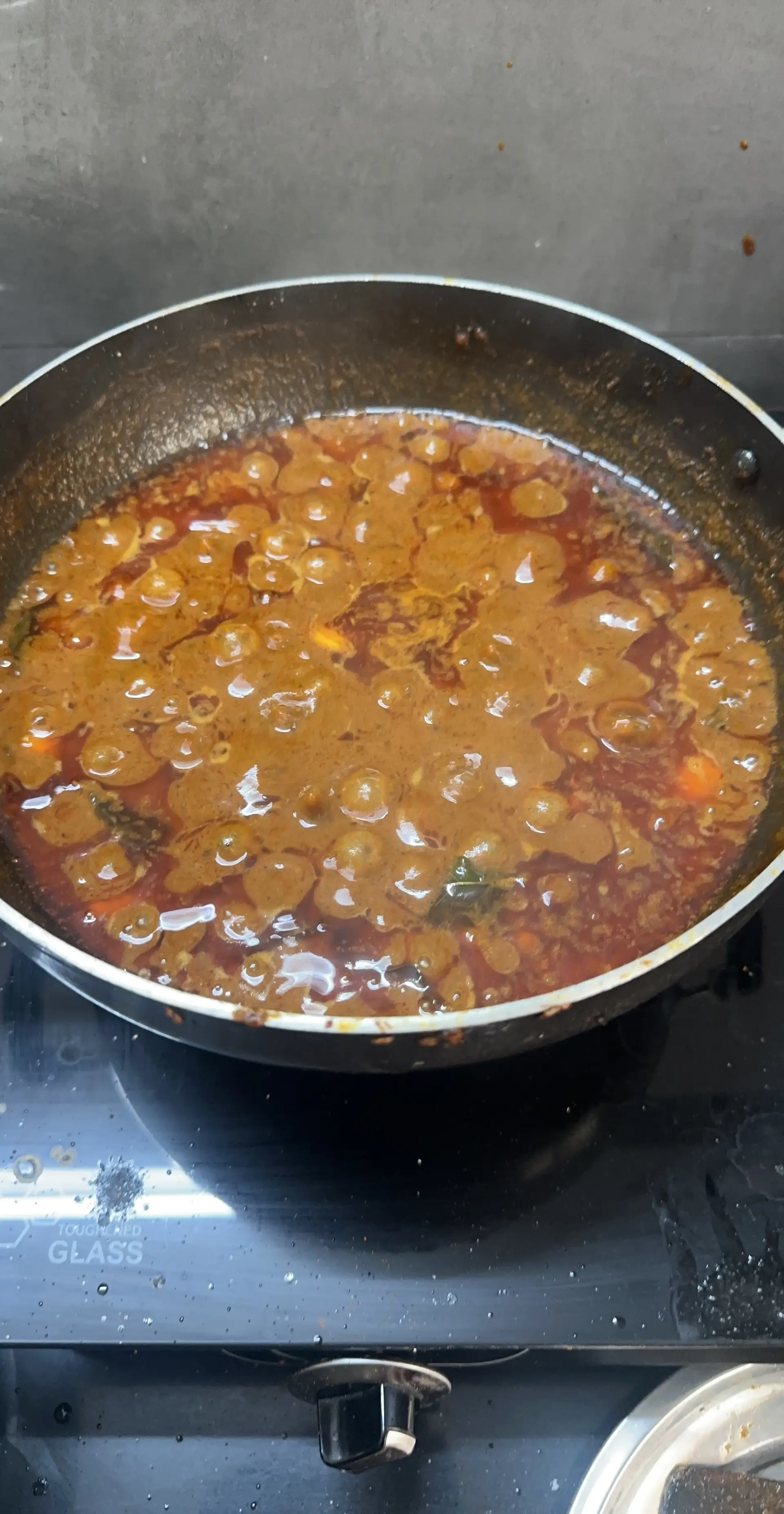 A cook's photo of Garlic Kuzhambu