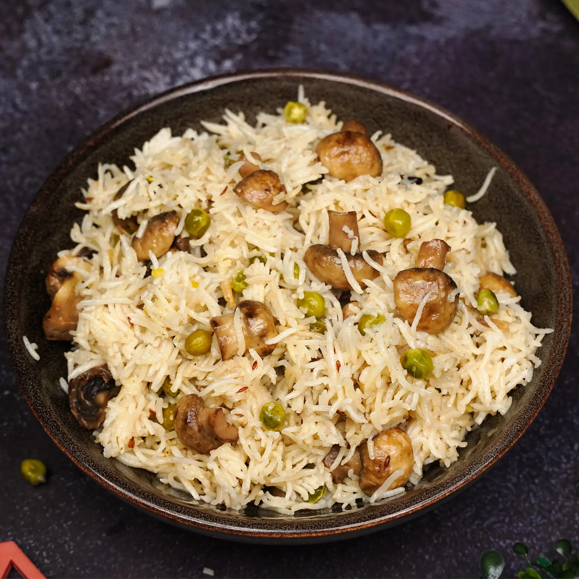 Cooker Mushroom Matar Pulao