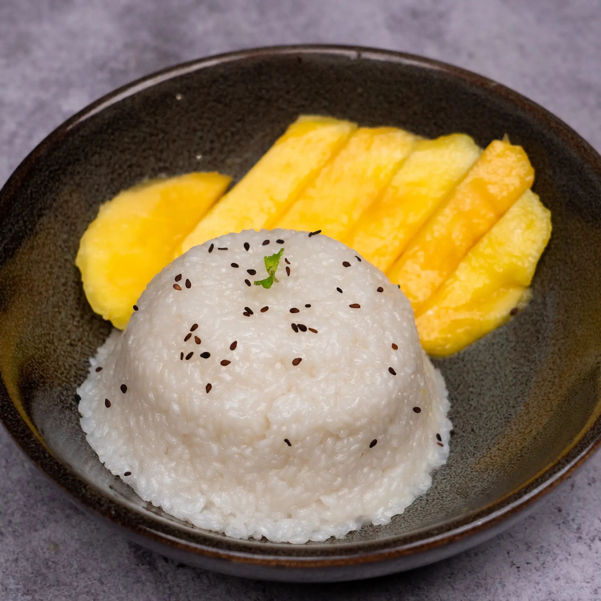 Sticky Coconut Rice with Mango