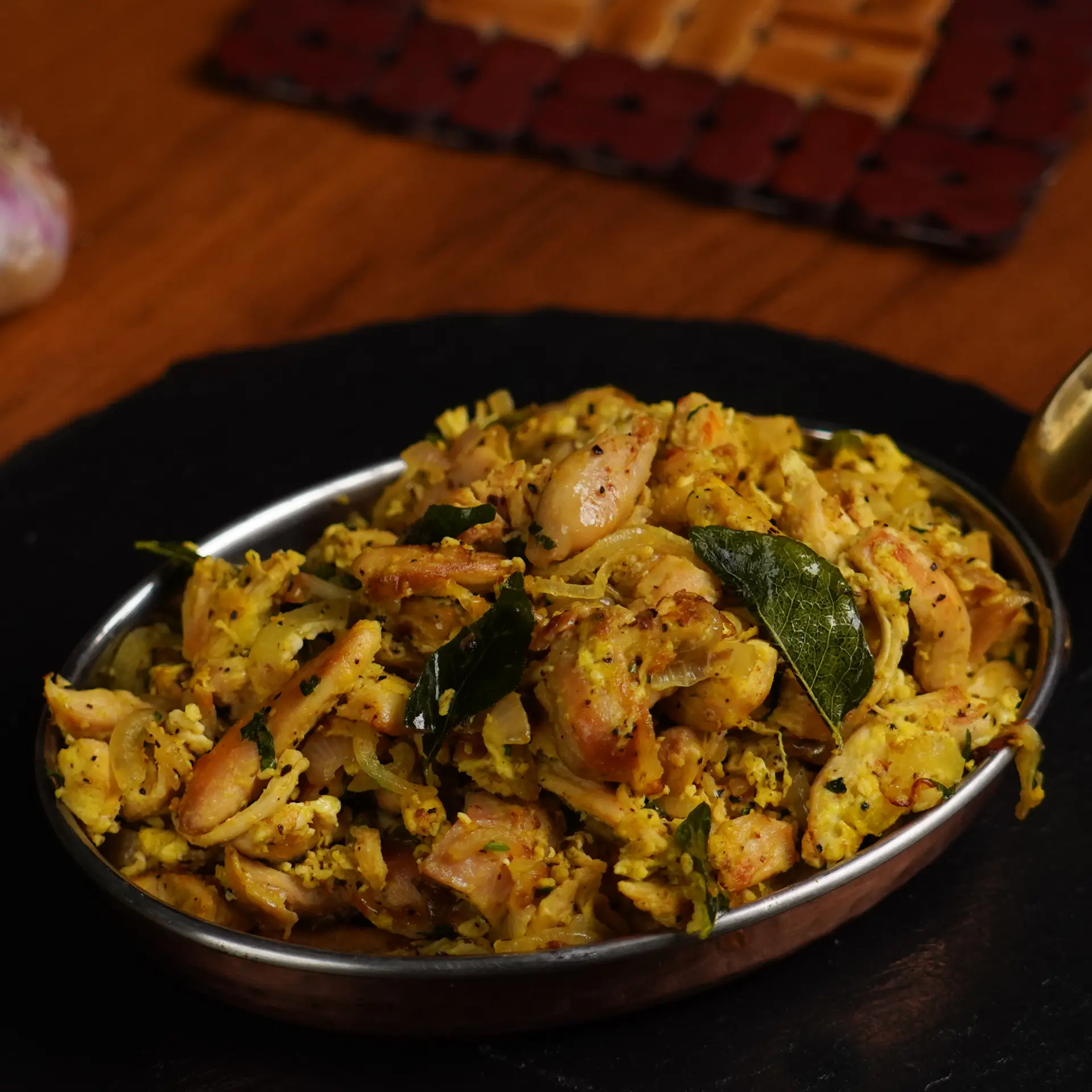 Pichu Pota Kozhi Varuval